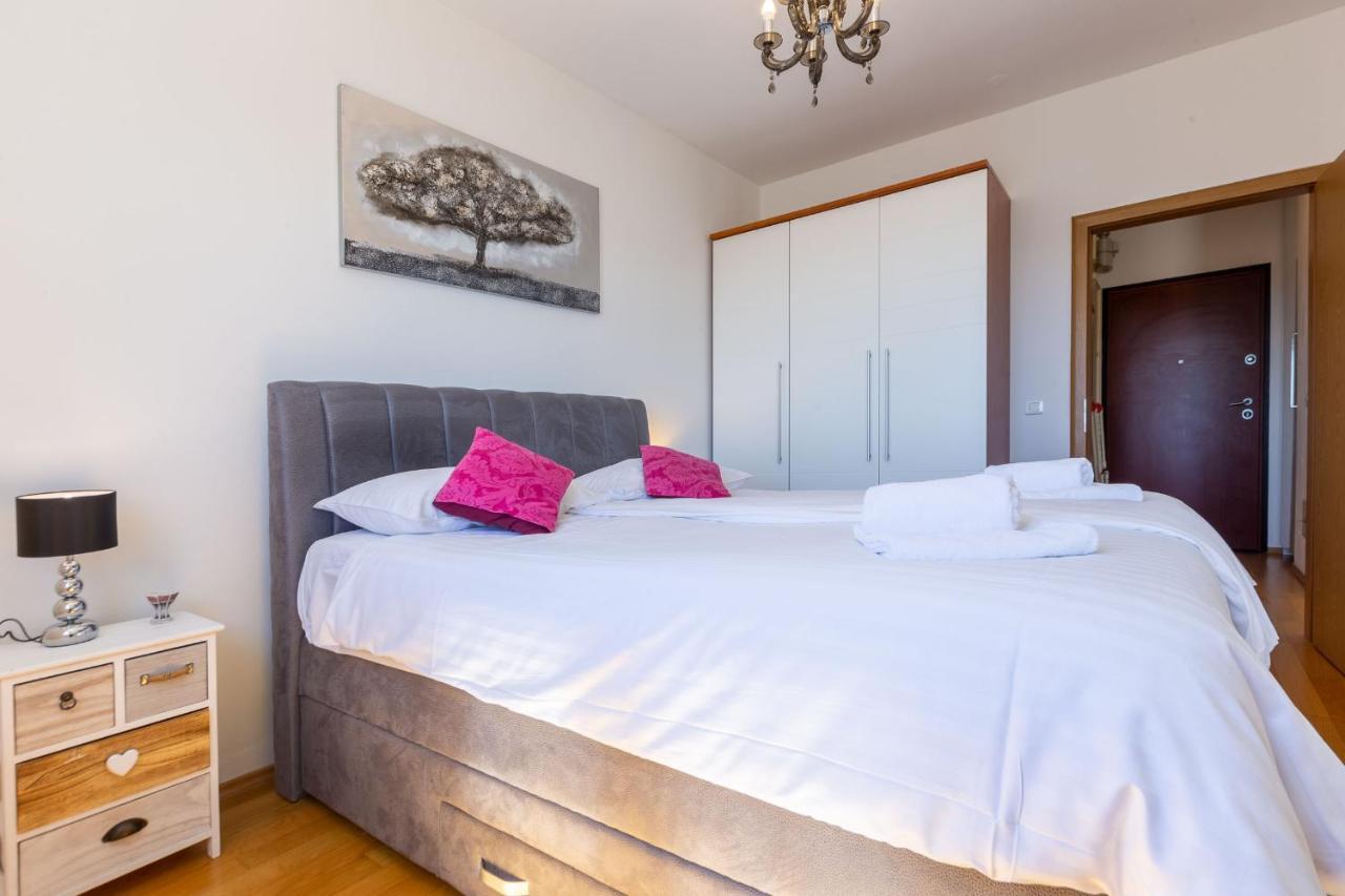 Jadran Apartment With Balcony And Parking Garage Zadar Buitenkant foto