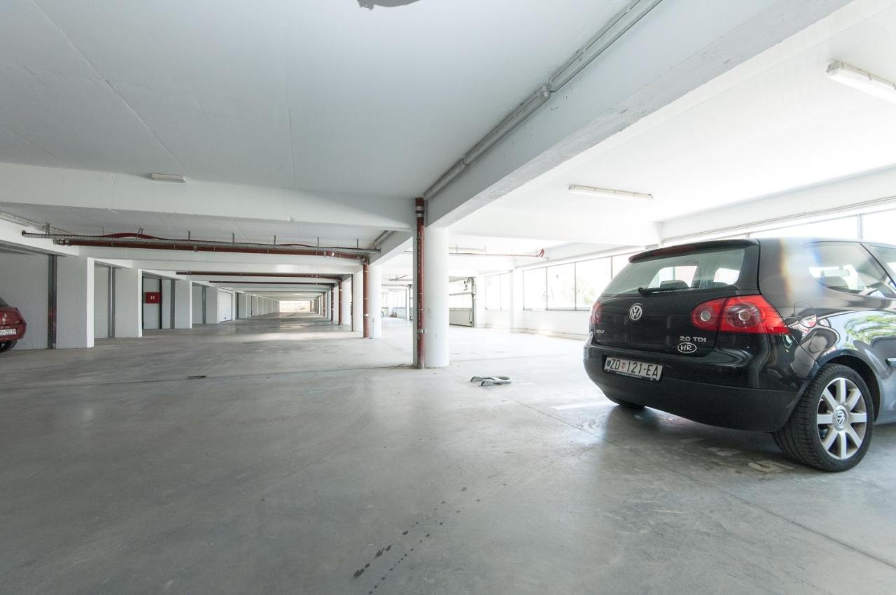 Jadran Apartment With Balcony And Parking Garage Zadar Buitenkant foto
