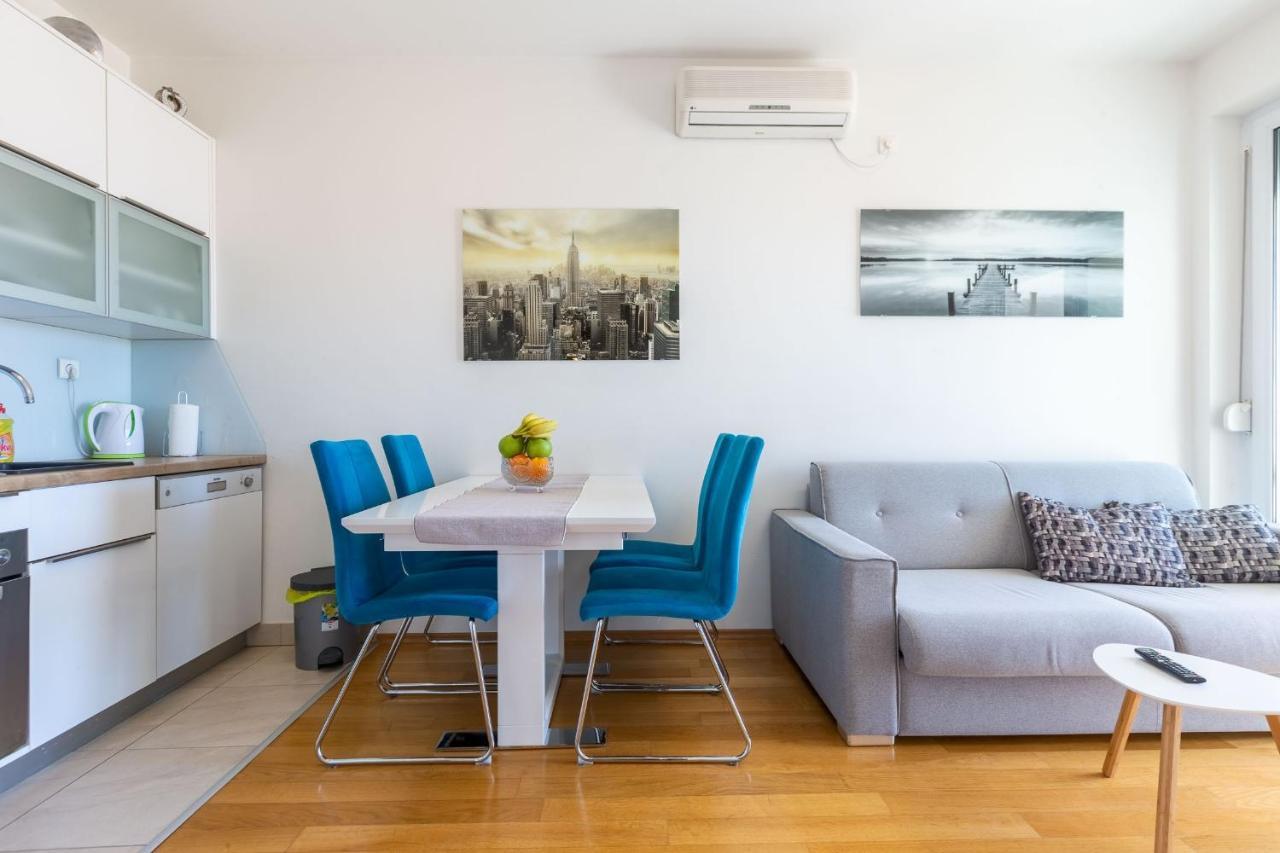 Jadran Apartment With Balcony And Parking Garage Zadar Buitenkant foto